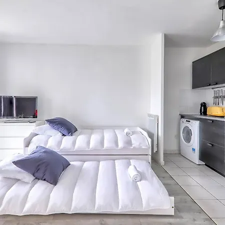 Appartement Bussy Studio *
