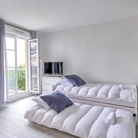 Bussy Studio Appartement *